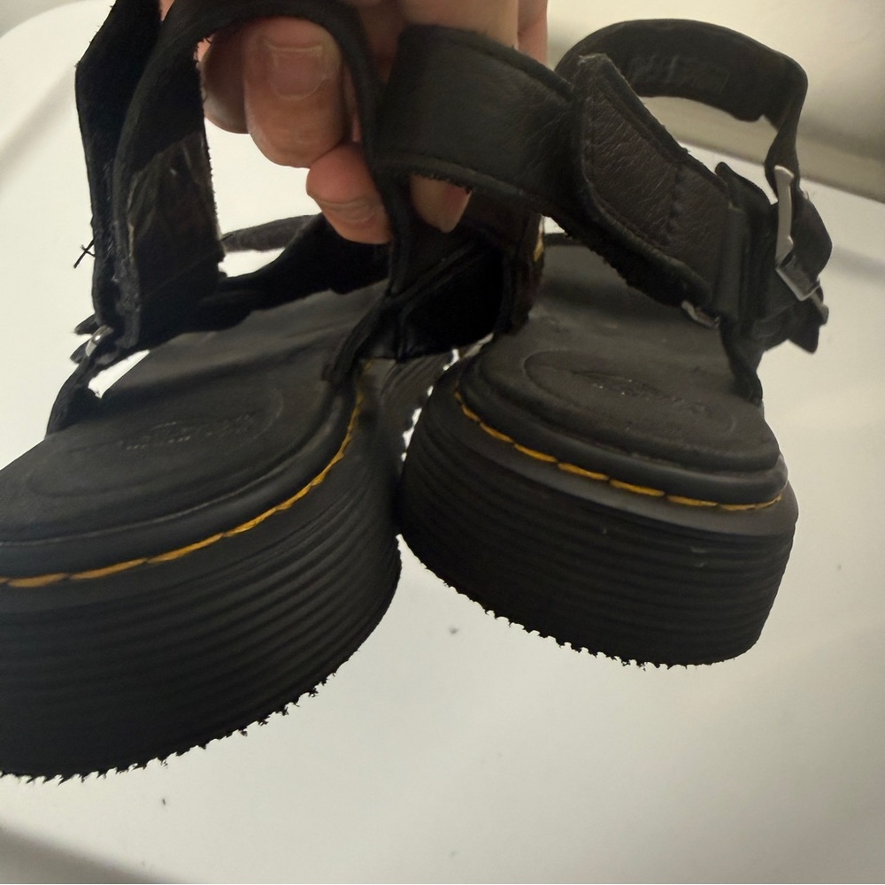 Dr. Martens Kyle J Black Leather Adjustable Strap Sandals M4/W5 Unisex - Picture 7 of 9